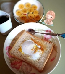 早餐鸡蛋面包