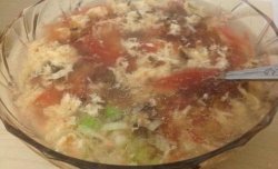 西红柿鸡蛋紫菜汤