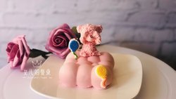 不看熊，草莓酸奶慕斯