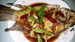 红烧鱼