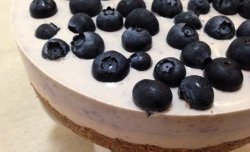 蓝莓树莓慕斯芝士蛋糕