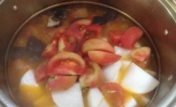 番茄香菇萝卜汤