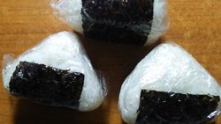 微波炉海苔饭团