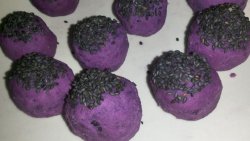 【无面粉版】紫薯芝士芝麻球（新式年夜饭甜点~粗粮哟~）