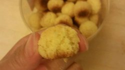 椰蓉奶球