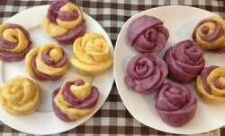 紫薯蛋黄薯玫瑰花馒头--牛奶燕麦版