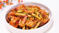 麻辣的干锅虾·小美的美食