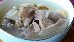 【归芪羊肉汤】