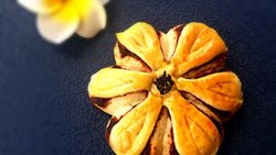 全麦花式豆沙面包
