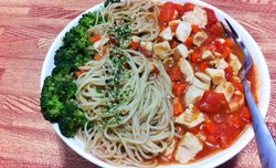 周一的能量早餐：胡萝卜卜番番茄豆腐