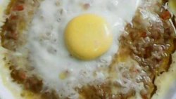 鸡蛋蒸肉饼