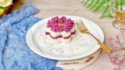 桂花紫薯雪蒸糕