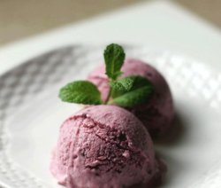 ~莓果冰淇淋~