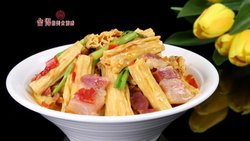 小菜一碟之【腊肉水煮腐竹】
