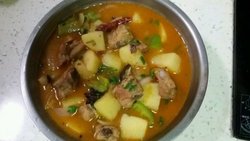 土豆炖排骨