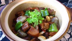 少油版咸香味鲜的“腊鸭茄子煲”