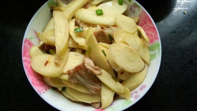 炒茭白