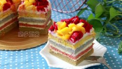 彩虹蛋糕（六寸方形）