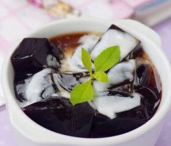 蜜汁椰奶龟苓膏