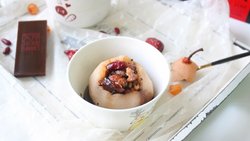 阿胶八宝雪梨
