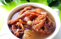 猴头菇煲鹧鸪祛湿汤—冬季暖身