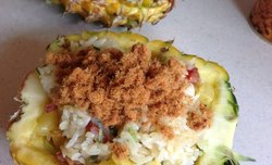 菠萝季之菠萝炒饭