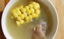 猪脚玉米汤