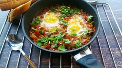 Shakshuka，北非蛋