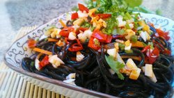 炎炎夏日`我们吃-凉拌蕨根粉