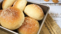 奶香豆沙面包
