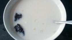 小米牛奶燕麦粥