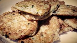香煎葱花鱼饼