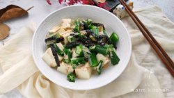 小清新凉菜，海苔秋葵拌豆腐