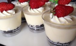 酸奶冻芝士杯