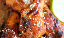 蜜汁辣酱烤翅 Honey Sriracha Wing