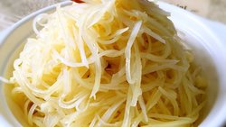 凉拌土豆丝