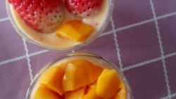 草莓芒果冰激凌