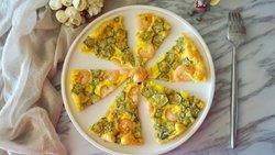秋葵虾仁鸡蛋饼