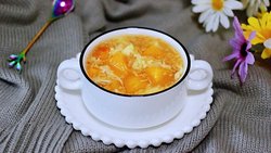 黄桃酒酿蛋花羹