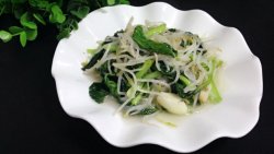 绿豆芽炒小白菜