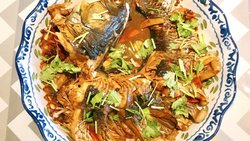 不用油煎的红烧草鱼