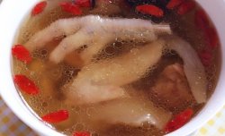 沙参玉竹炖鸡汤