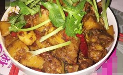 土豆烧排骨（老干妈版）