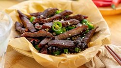 麻辣纸包牛肉｜紧实上瘾