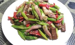 芦笋香干炒咸肉