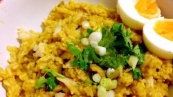 印度裔英式传统料理Kedgeree（鸡蛋葱豆饭）