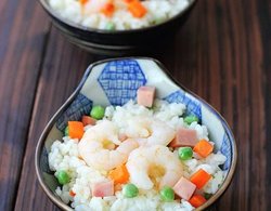 流行混搭：豌豆虾仁炒饭