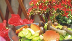 蚕豆瓣炒蟹味菇