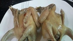 盐焗乳鸽 baked squab in salt