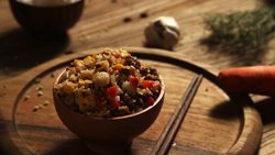 销魂的炒饭：牛肉杏鲍菇胡萝卜蛋炒饭